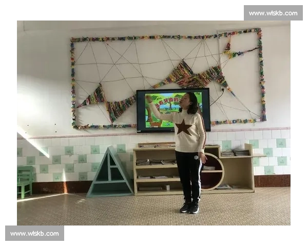 《用声音传递梦想六年级朗读比赛中的语言魅力与表达艺术》